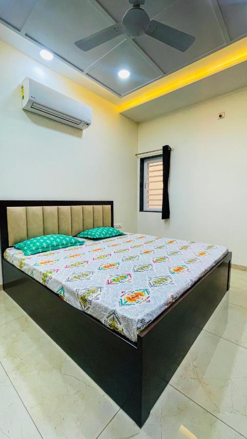 Luxurious 3 Bhk Villa In Bhuj - Shivani Homestay Экстерьер фото